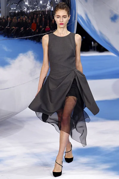 Look 40